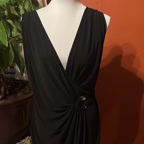 JONES WEAR — LITTLE BLACK DRESS ………239 - Picture 3 of 13